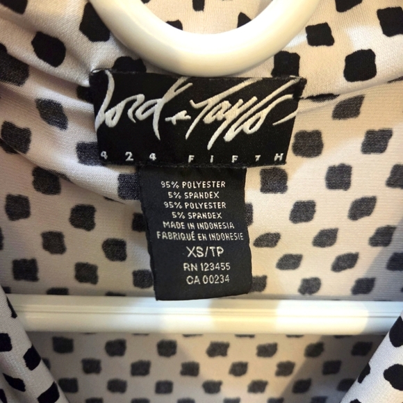 ⭐️Lord And Taylor Sleeveless Blouse XS - Picture 3 of 3